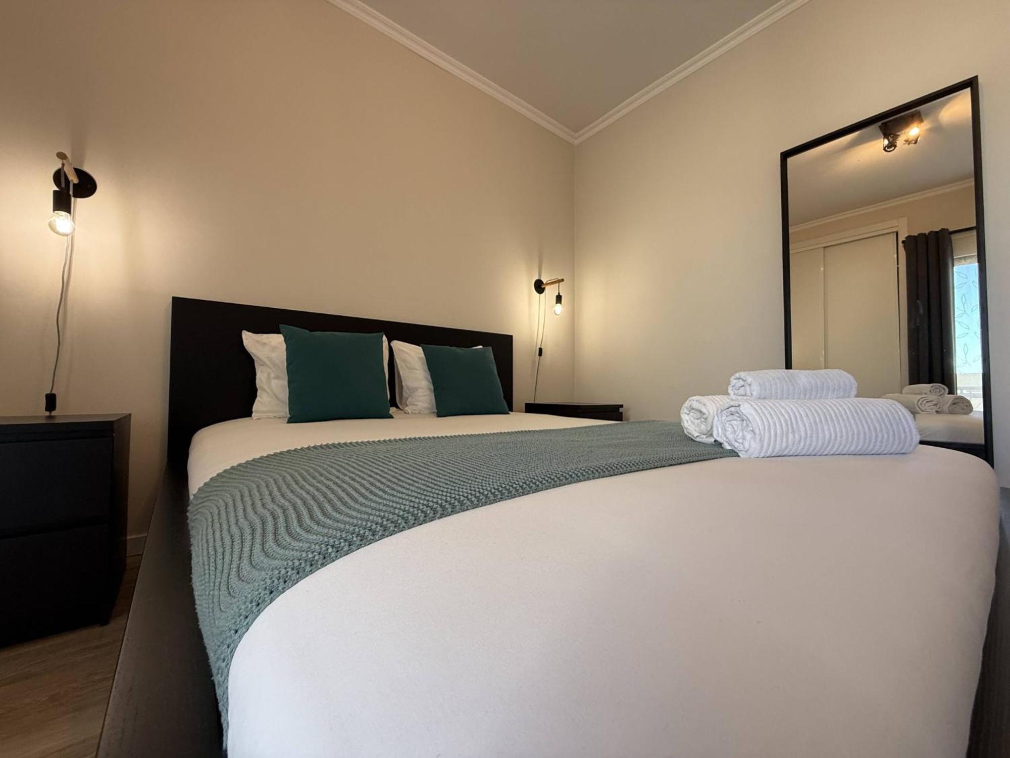 Luxe Condo With Pool, Airco And Seaview Balcony - Go4Portugal - Albufeira Eksteriør billede