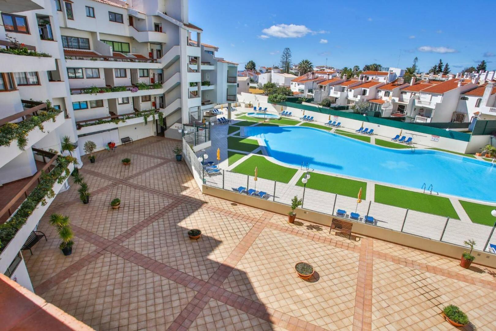 Luxe Condo With Pool, Airco And Seaview Balcony - Go4Portugal - Albufeira Eksteriør billede
